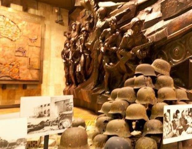 烏克蘭十大旅游景點排行 基輔是烏克蘭全國政治經濟文化科學中心