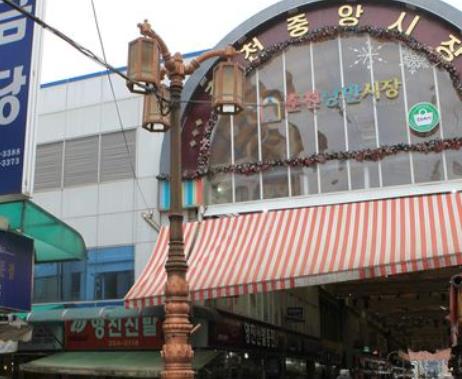 盧布爾雅十大旅游排行 阿爾卑斯牧場放養牛羊的數量受到嚴格的限制