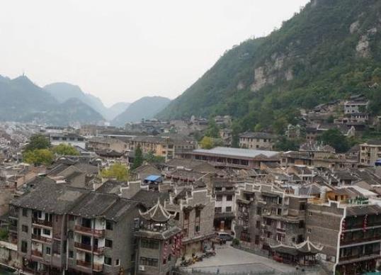 全國十大免費旅游景點排行 湖南鳳凰古城為典型的少數民族聚居區