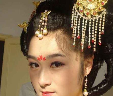 中國古代十大美女書法家排行 蔡文姬名琰原字昭姬