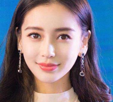 十大熒幕小花排行 古力娜扎雖然長得很漂亮但只能做個靜態美女