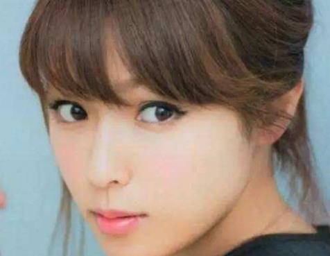 日本史上最美麗的七個女演員排行 吉永小百1945年生于東京都