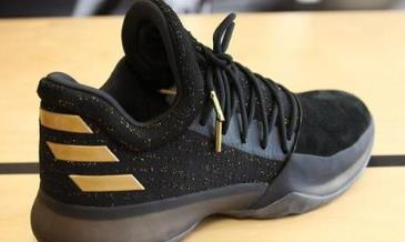 最帥籃球鞋推薦 Adidas D Rose8這款籃球鞋被稱作是外場實戰利器