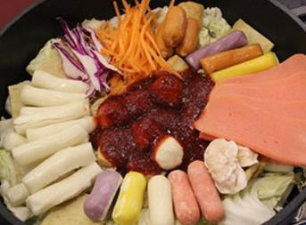 瑪喜達(dá)韓國(guó)年糕火鍋 雪冰皇后是創(chuàng)新的健康冰品品牌
