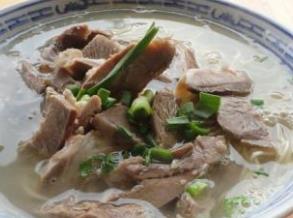 牛肉湯十大品牌 宏發(fā)牛肉湯館已打造成為中式快餐的一快知名品牌