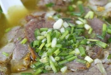 牛肉湯十大品牌 宏發(fā)牛肉湯館已打造成為中式快餐的一快知名品牌