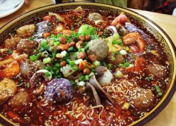 四川冒菜店十大品牌 蜀一蜀二有不同系列的湯底