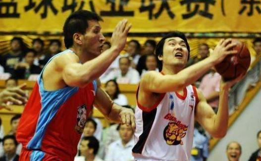 CBA歷史五大蓋帽高手排行榜 姚明599次只排第二 榜首王治郅820次