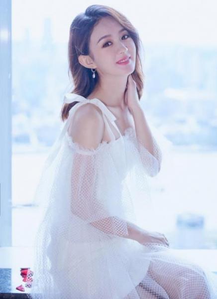 2018女星網絡熱度排名 楊紫第七 趙麗穎第3 榜首迪麗熱巴人氣最高