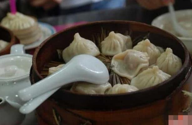 中國(guó)最坑人四種食物 切糕全聚德烤鴨在列 天津狗不理包子被人嫌棄