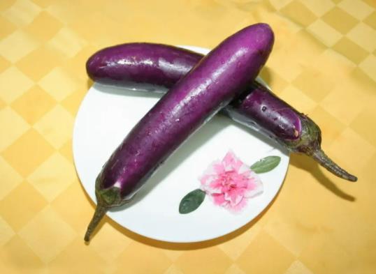 茄子那么吸油吃了會胖嗎?茄子有籽正常嗎 茄子那么吸油吃了會胖嗎?茄子有籽正常嗎