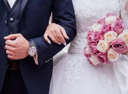 剛結婚過年走親戚帶什么好?結婚第一年去媳婦家拿幾樣禮比較合適 剛結婚過年走親戚帶什么好?結婚第一年去媳婦家拿幾樣禮比較合適