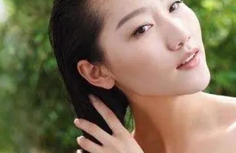 每次洗頭掉很多頭發是怎么回事 護發素干用濕用好 每次洗頭掉很多頭發是怎么回事 護發素干用濕用好