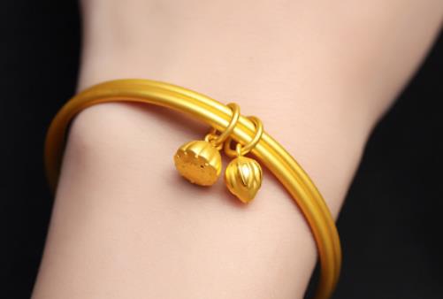 實(shí)心黃金手鐲里面能摻假嗎?買(mǎi)黃金一定要買(mǎi)品牌嗎 實(shí)心黃金手鐲里面能摻假嗎?買(mǎi)黃金一定要買(mǎi)品牌嗎