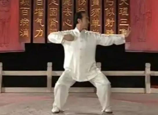 八段錦兩遍怎么銜接?練八段錦治焦慮失眠嗎 八段錦兩遍怎么銜接?練八段錦治焦慮失眠嗎