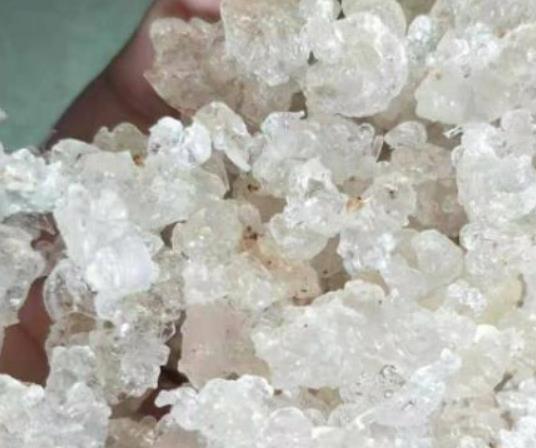 哺乳期可以吃雪燕嗎?雪燕吃多了有什么危害 哺乳期可以吃雪燕嗎?雪燕吃多了有什么危害