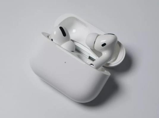airpods電量一直在亂變是怎么回事?airpods左耳輕點兩下沒反應怎么辦